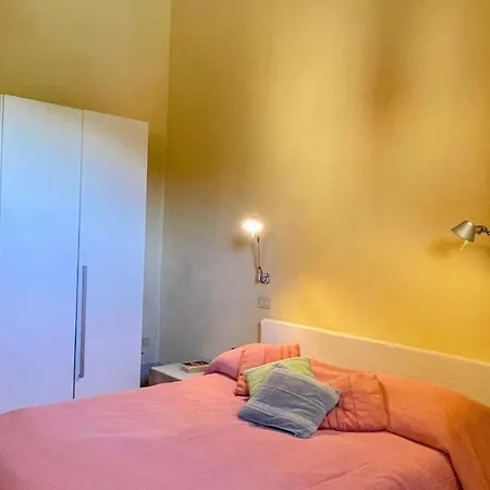 Incantevole Borgo Con Piscine Apartamento Colleoli