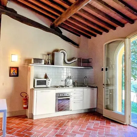 Incantevole Borgo Con Piscine Apartamento *