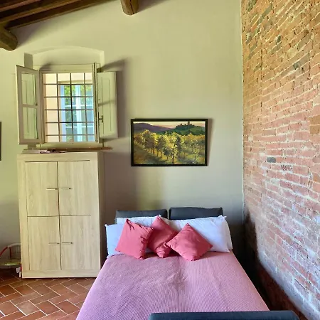 Incantevole Borgo Con Piscine Colleoli